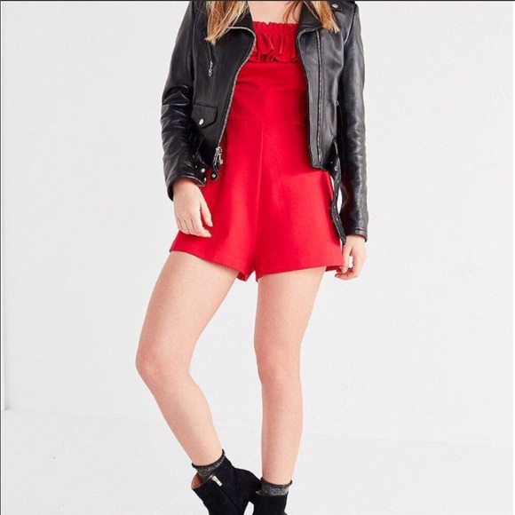 ☘️3 for $25 SALE! ☘️ Urban Outfitters Red Romper - Picture 3 of 5